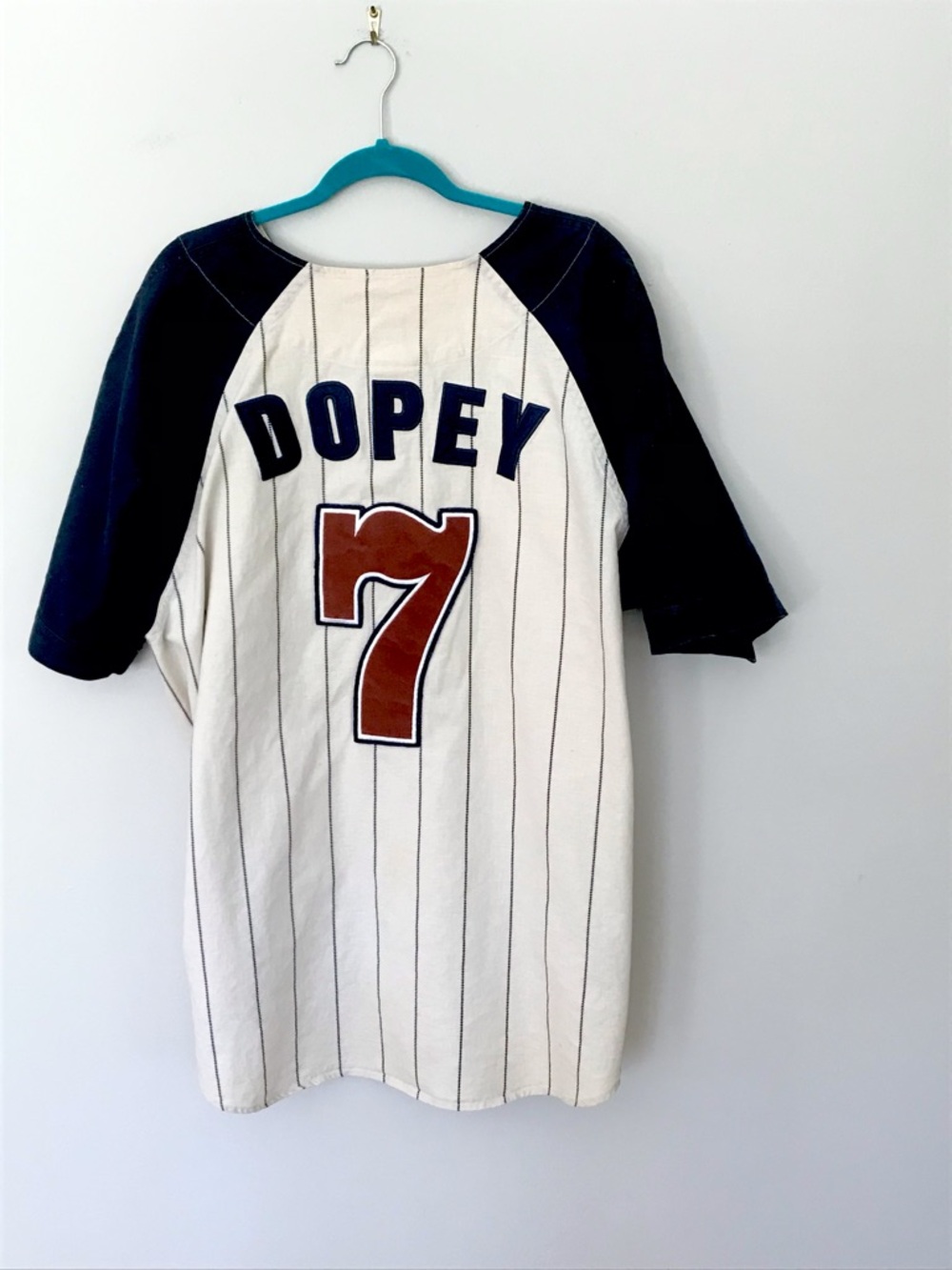 Vintage Y2K Disney World Dopey #7 Pinstripe Raglan Baseball Tee